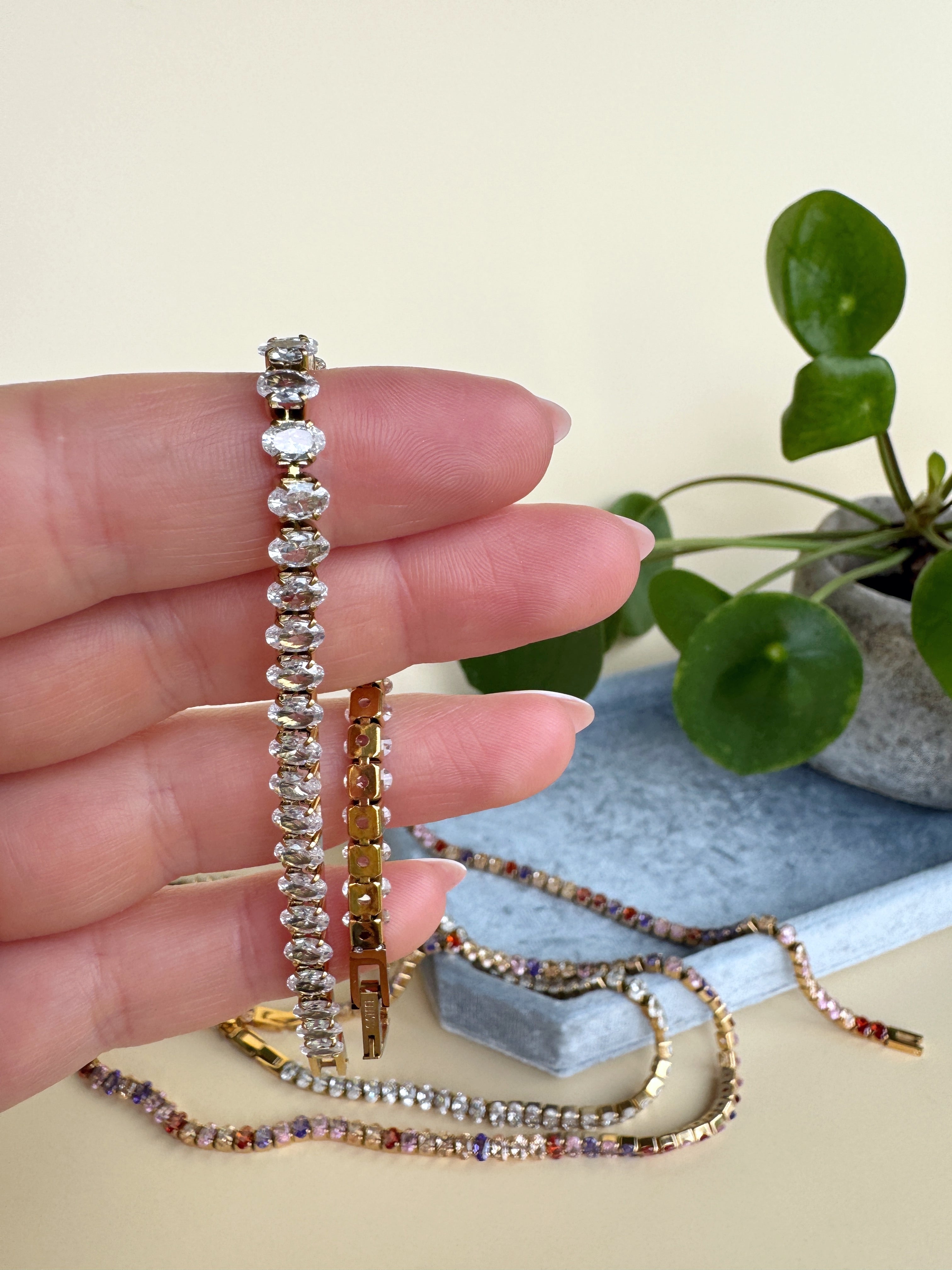 Bianca Bracelet - White