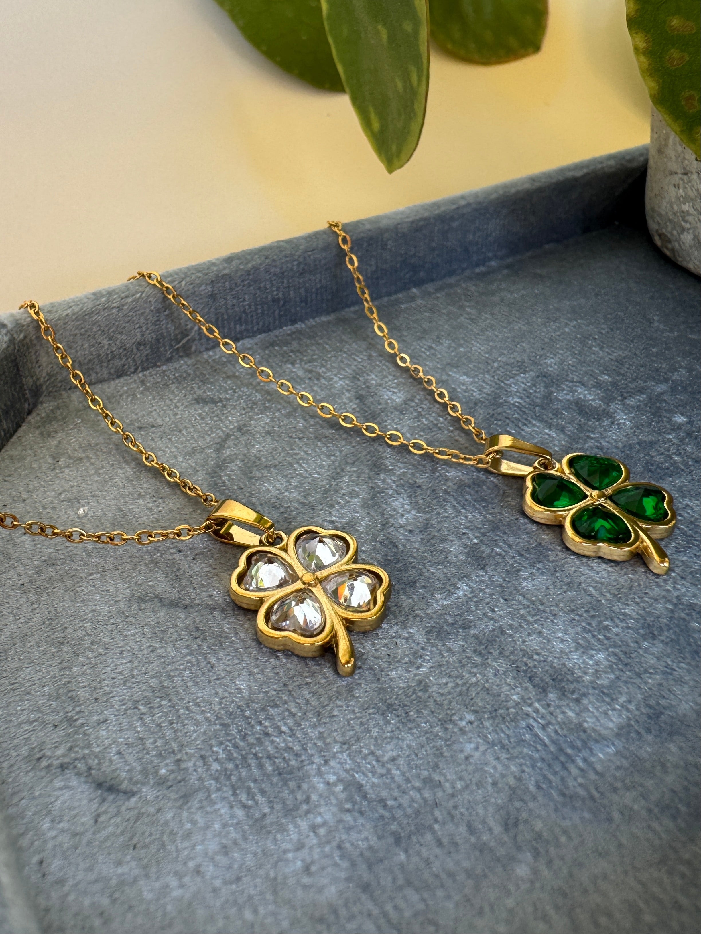 Ines Necklace - White